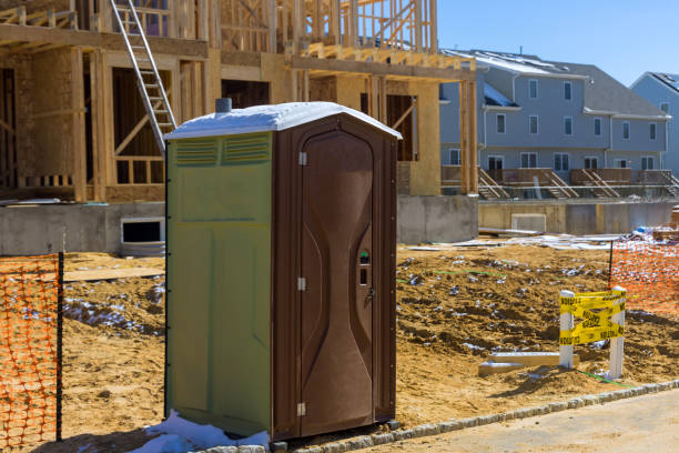 Portable Toilet Options We Offer in Varnell, GA